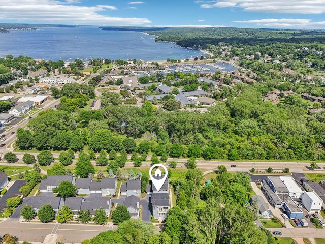 481 Mill STREET, Fontana, WI 53125