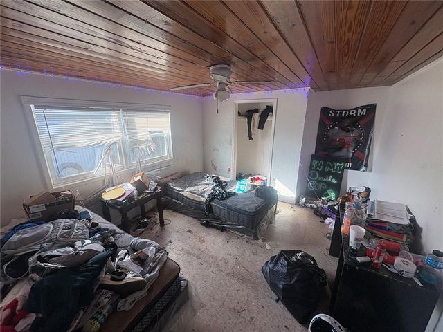 2330 AZALEA COURT, Lakeland, FL 33815