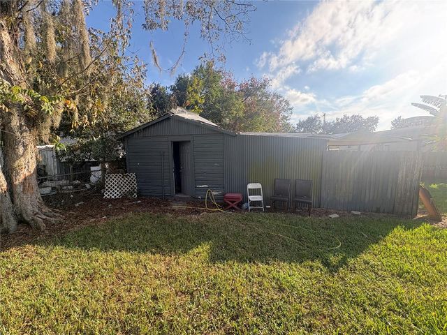 2330 AZALEA COURT, Lakeland, FL 33815