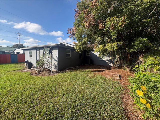 2330 AZALEA COURT, Lakeland, FL 33815