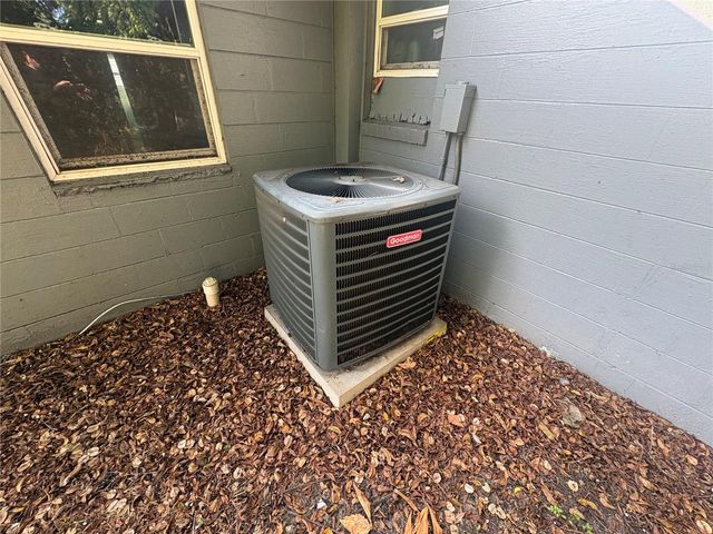 2330 AZALEA COURT, Lakeland, FL 33815