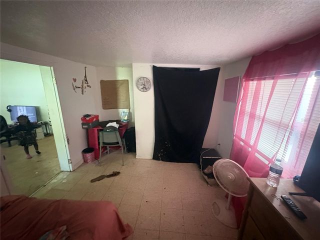 2330 AZALEA COURT, Lakeland, FL 33815