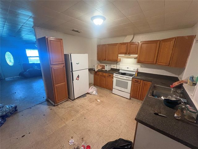 2330 AZALEA COURT, Lakeland, FL 33815