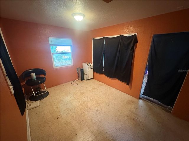 2330 AZALEA COURT, Lakeland, FL 33815