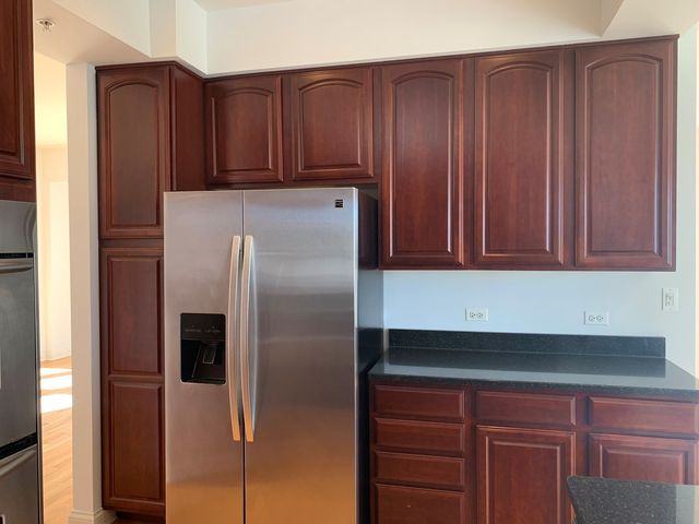 101 Pointe Drive 109, Northbrook, IL 60062