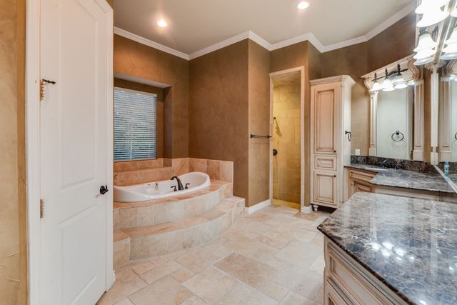 685 Knob Hill Court, Argyle, TX 76226