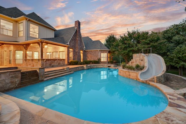 685 Knob Hill Court, Argyle, TX 76226