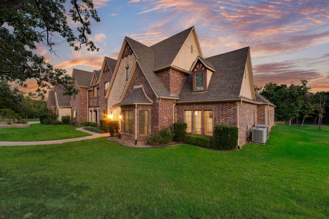 685 Knob Hill Court, Argyle, TX 76226