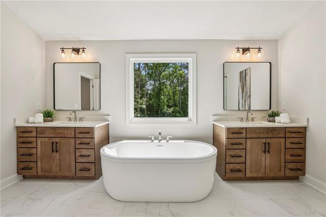 4489 King Springs Road, Smyrna, GA 30082