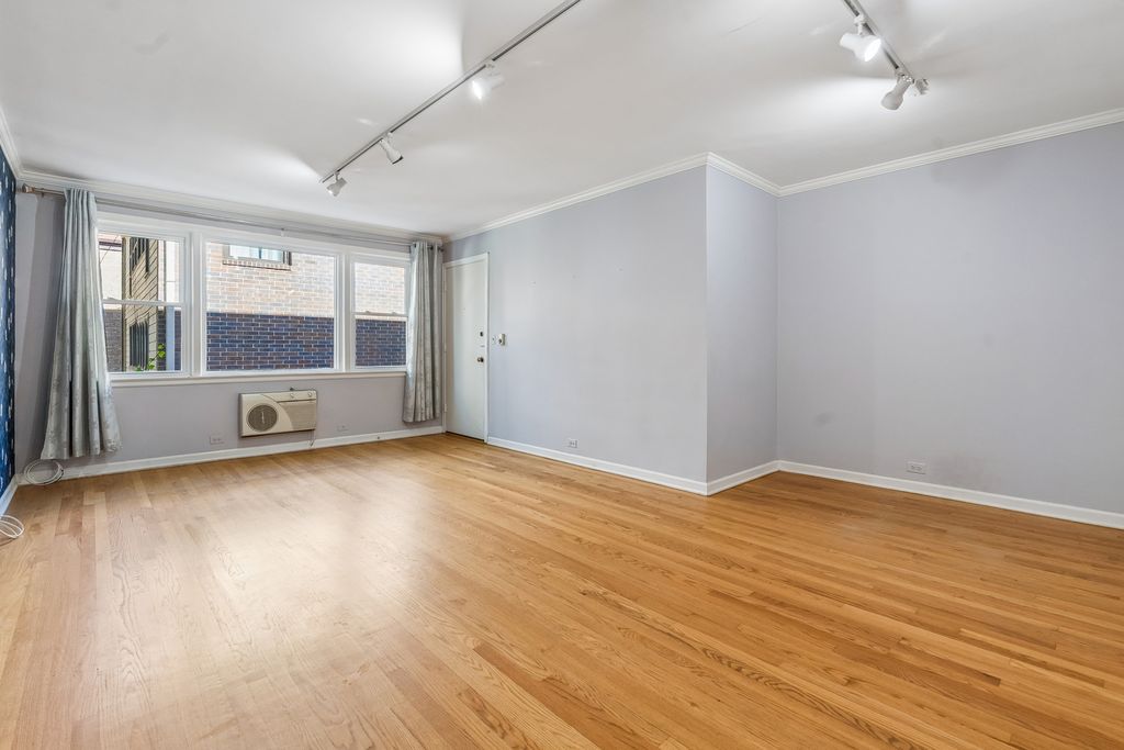 912 Hinman Avenue 2W, Evanston, IL 60202 — photo 2