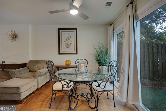 2761 Farmstead Road SE, Smyrna, GA 30080