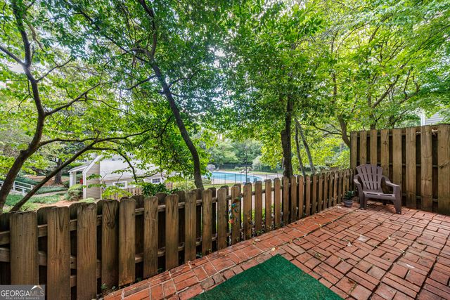 2761 Farmstead Road SE, Smyrna, GA 30080