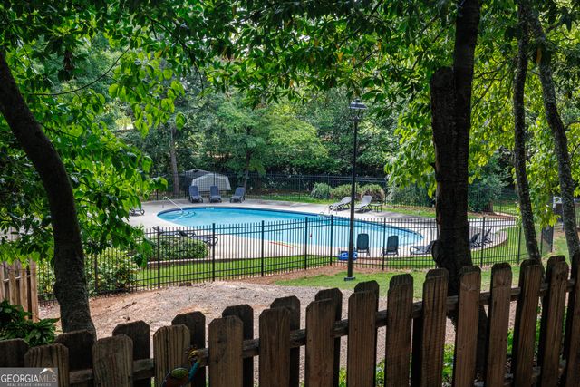2761 Farmstead Road SE, Smyrna, GA 30080