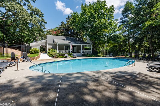 2761 Farmstead Road SE, Smyrna, GA 30080