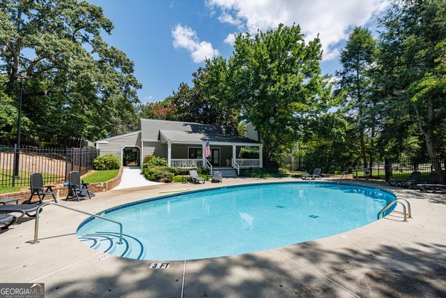 2761 Farmstead Road SE, Smyrna, GA 30080