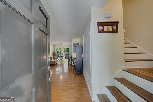 2761 Farmstead Road SE, Smyrna, GA 30080