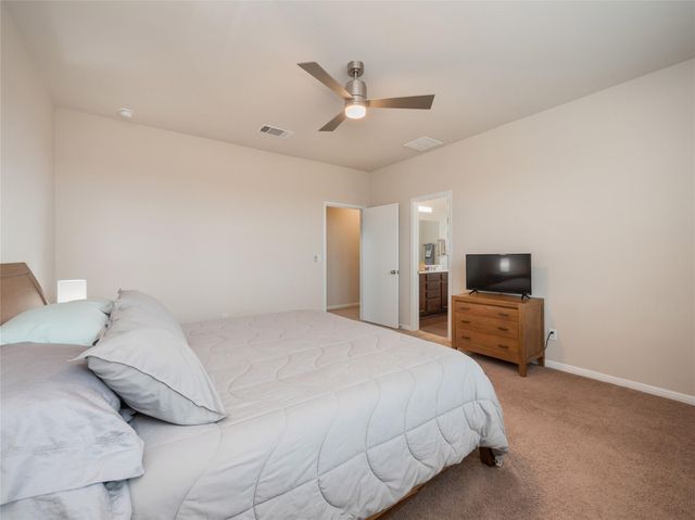 304 La Escalera DR, Leander, TX 78641