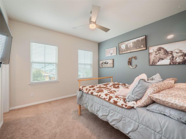 304 La Escalera DR, Leander, TX 78641