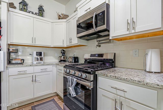 776 Paseo Dulce Avenue, Horizon City, TX 79928