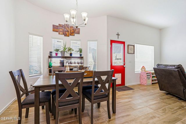776 Paseo Dulce Avenue, Horizon City, TX 79928