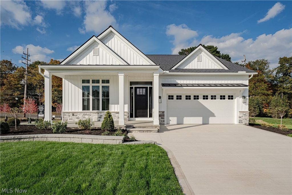 568 Magnolia Court, Mayfield Village, OH 44143