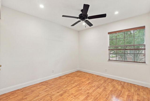5406 214th Court S, Boca Raton, FL 33486