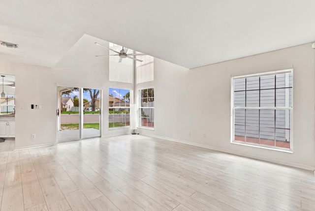 5406 214th Court S, Boca Raton, FL 33486