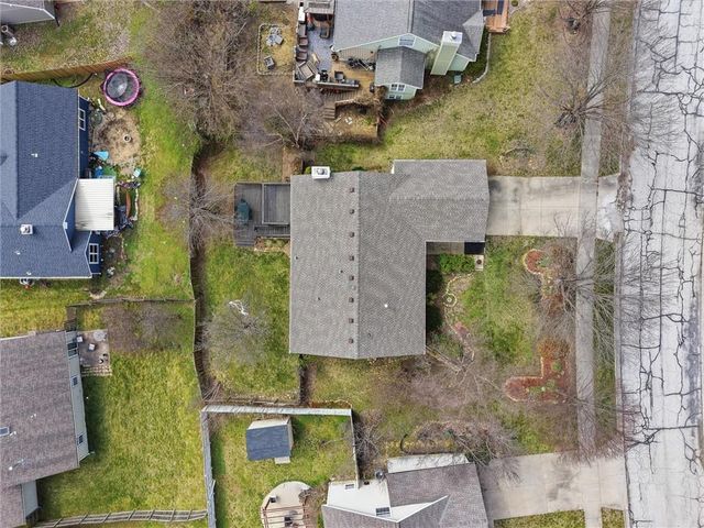 4805 W 25th Street, Lawrence, KS 66047