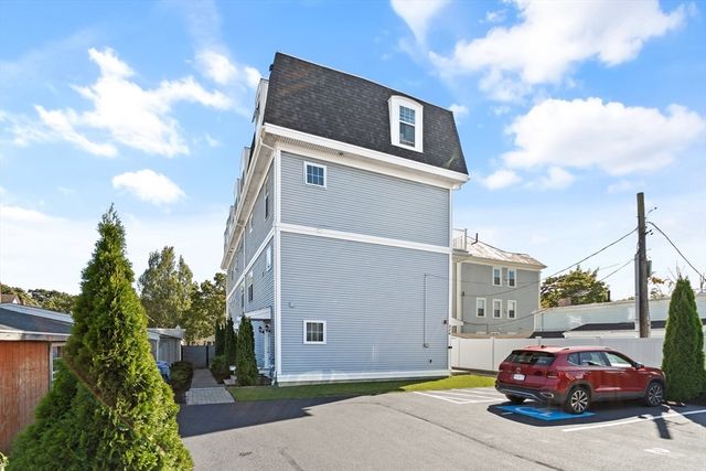 224 Court St. 2, New Bedford, MA 02740
