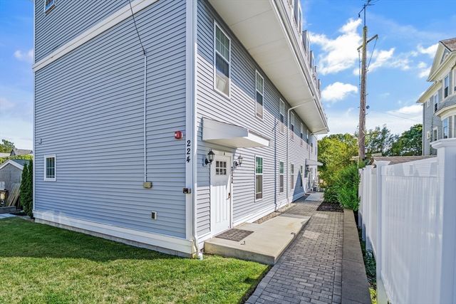 224 Court St. 2, New Bedford, MA 02740