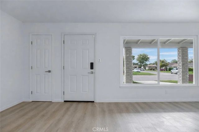 2002 N Woodridge, Hanford, CA 93230