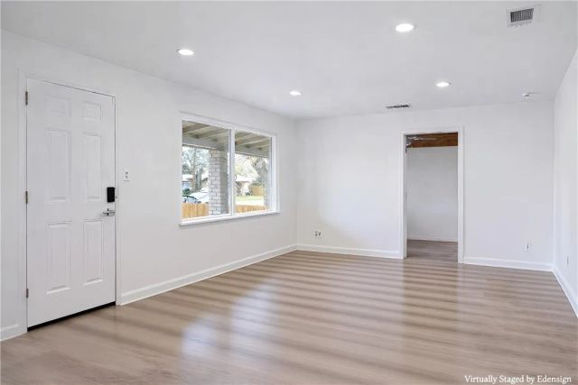 2002 N Woodridge, Hanford, CA 93230