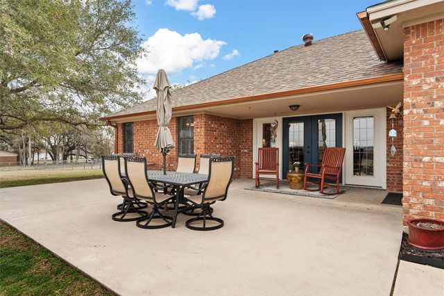 1250 Old Nolanville RD, Nolanville, TX 76559