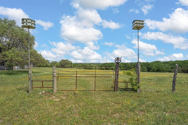 1250 Old Nolanville RD, Nolanville, TX 76559