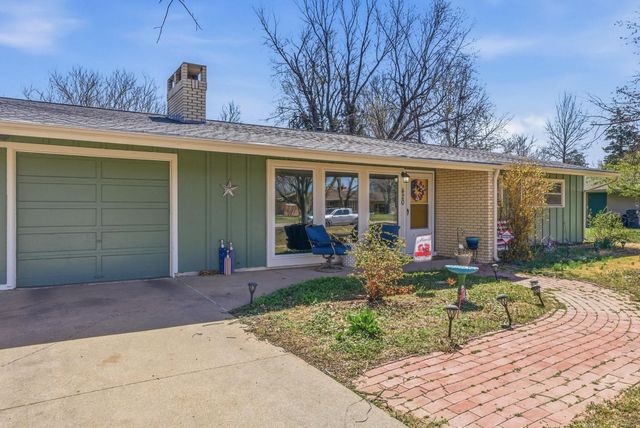 420 S Topaz Lane, Wichita, KS 67209