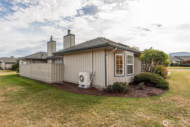 871 N Oxford Way, Sequim, WA 98382