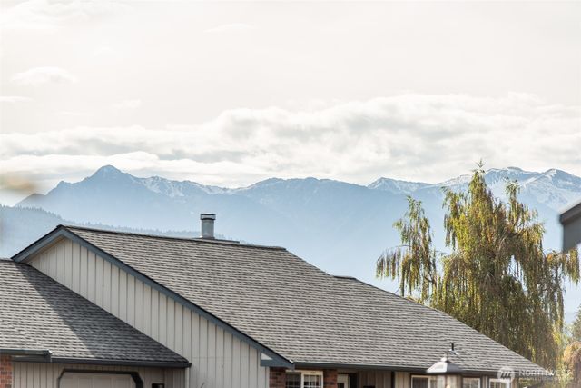 871 N Oxford Way, Sequim, WA 98382