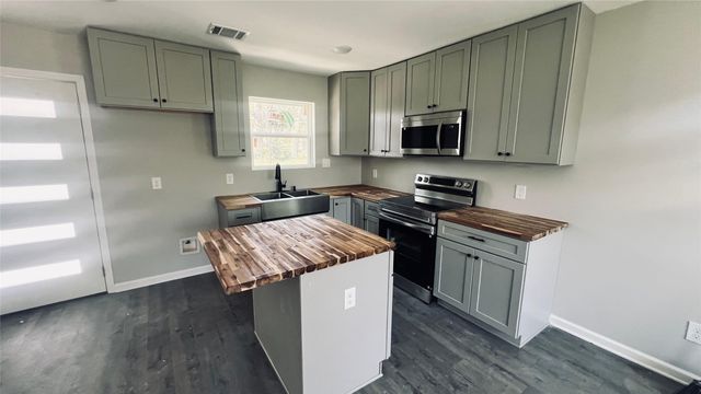 1623B Seley Avenue, Waco, TX 76704