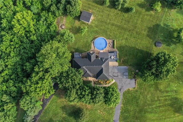 2212 E County Road H Highway, Liberty, MO 64068