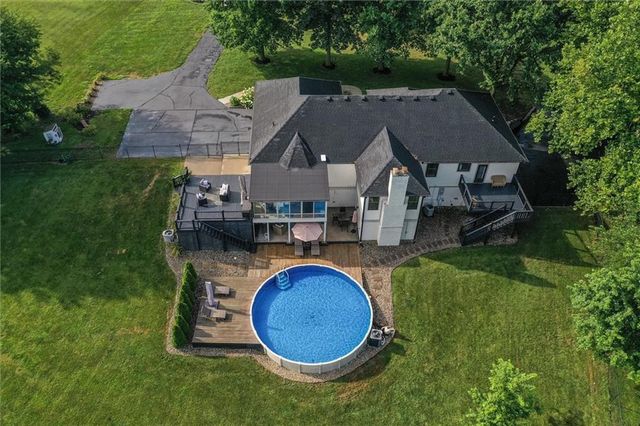 2212 E County Road H Highway, Liberty, MO 64068