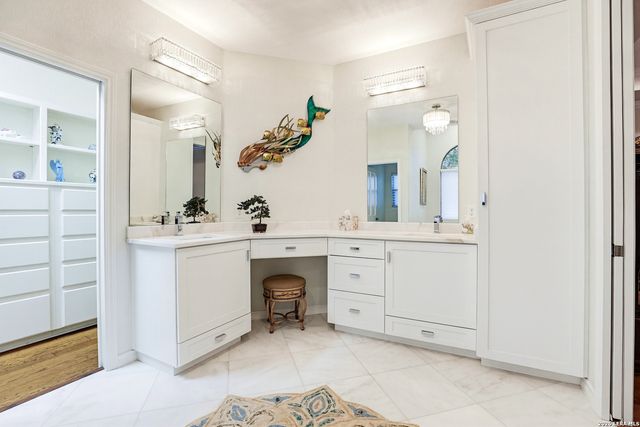 21419 FOREST WATERS CIR, Garden Ridge, TX 78266