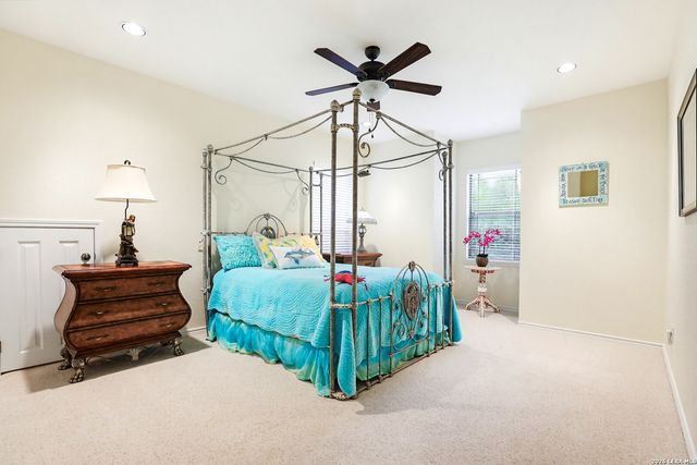 21419 FOREST WATERS CIR, Garden Ridge, TX 78266