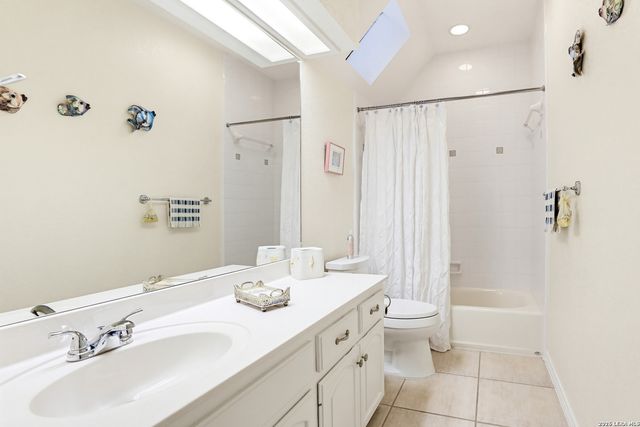 21419 FOREST WATERS CIR, Garden Ridge, TX 78266