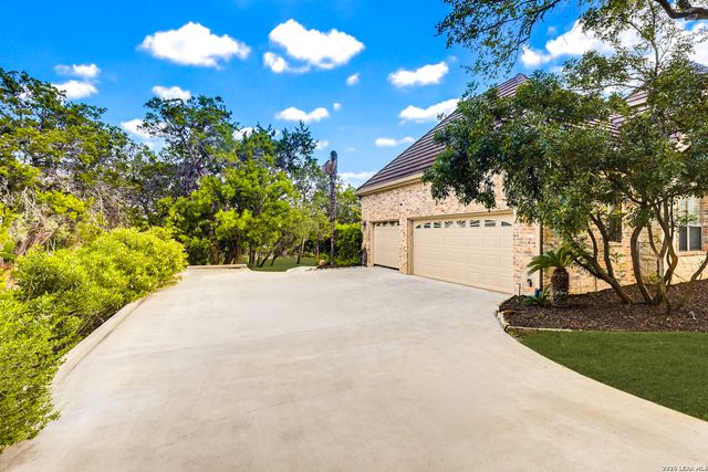 21419 FOREST WATERS CIR, Garden Ridge, TX 78266
