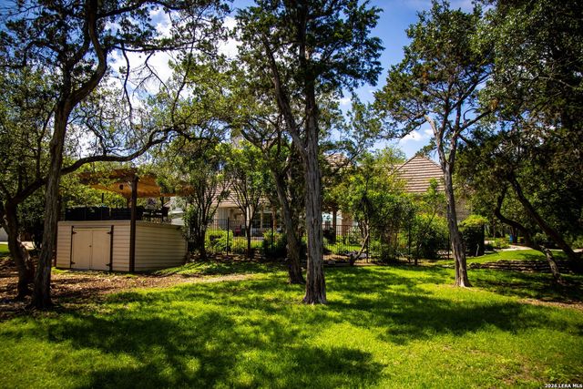 21419 FOREST WATERS CIR, Garden Ridge, TX 78266