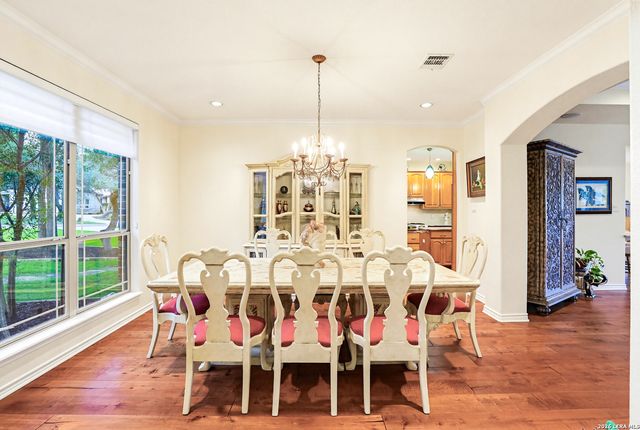 21419 FOREST WATERS CIR, Garden Ridge, TX 78266