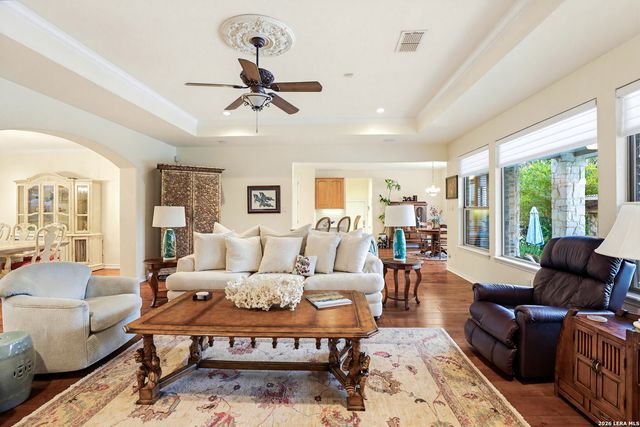 21419 FOREST WATERS CIR, Garden Ridge, TX 78266