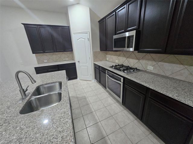 9126 Monarch Field Lane, Cypress, TX 77433