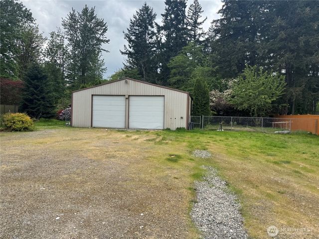 320 181st Avenue E, Lake Tapps, WA 98391