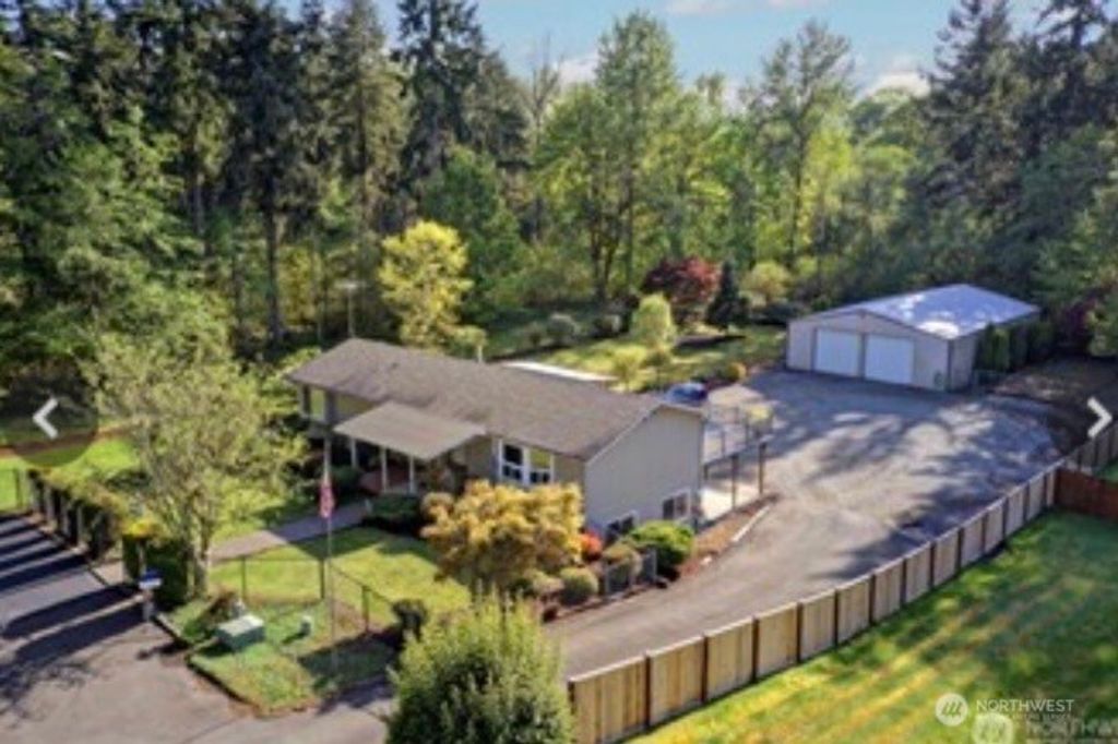 320 181st Avenue E, Lake Tapps, WA 98391